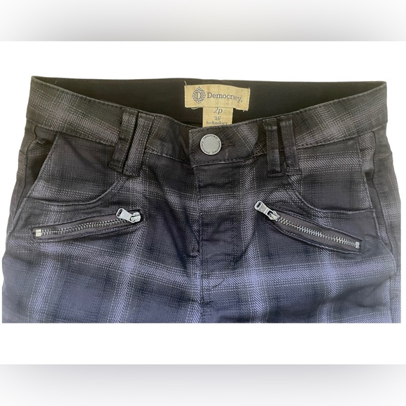 Democracy Ab Technology Plaid Pants - Picture 3 of 12